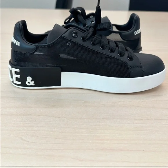Dolce & Gabbana Black and White Logo Sneakers, new in box. Dust bag included - Picture 10 of 14